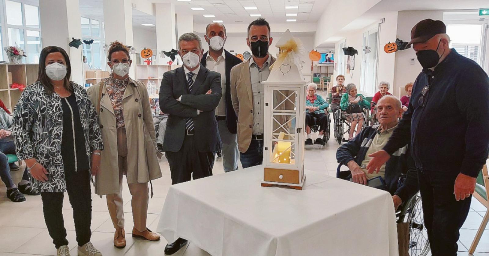 Un lanterna per il sorriso dei nostri nonni