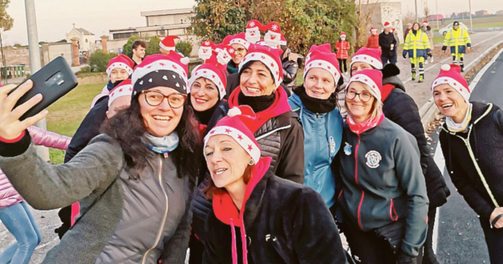 La camminata dei Babbi Natale