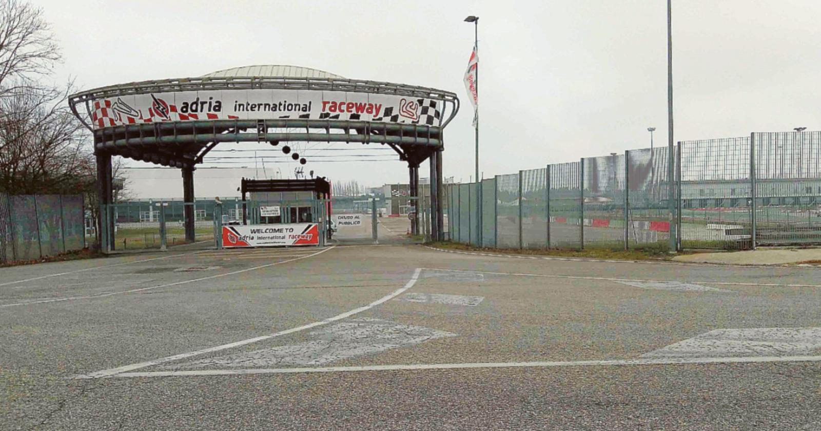 Un anno fa chiudeva l'autodromo
