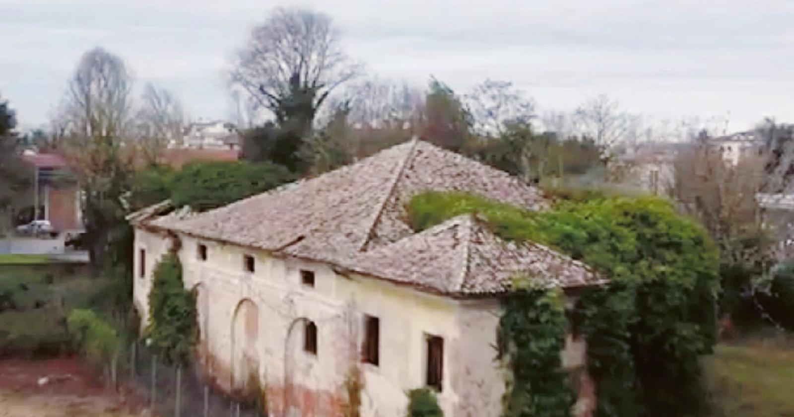 La corte storica che non decolla