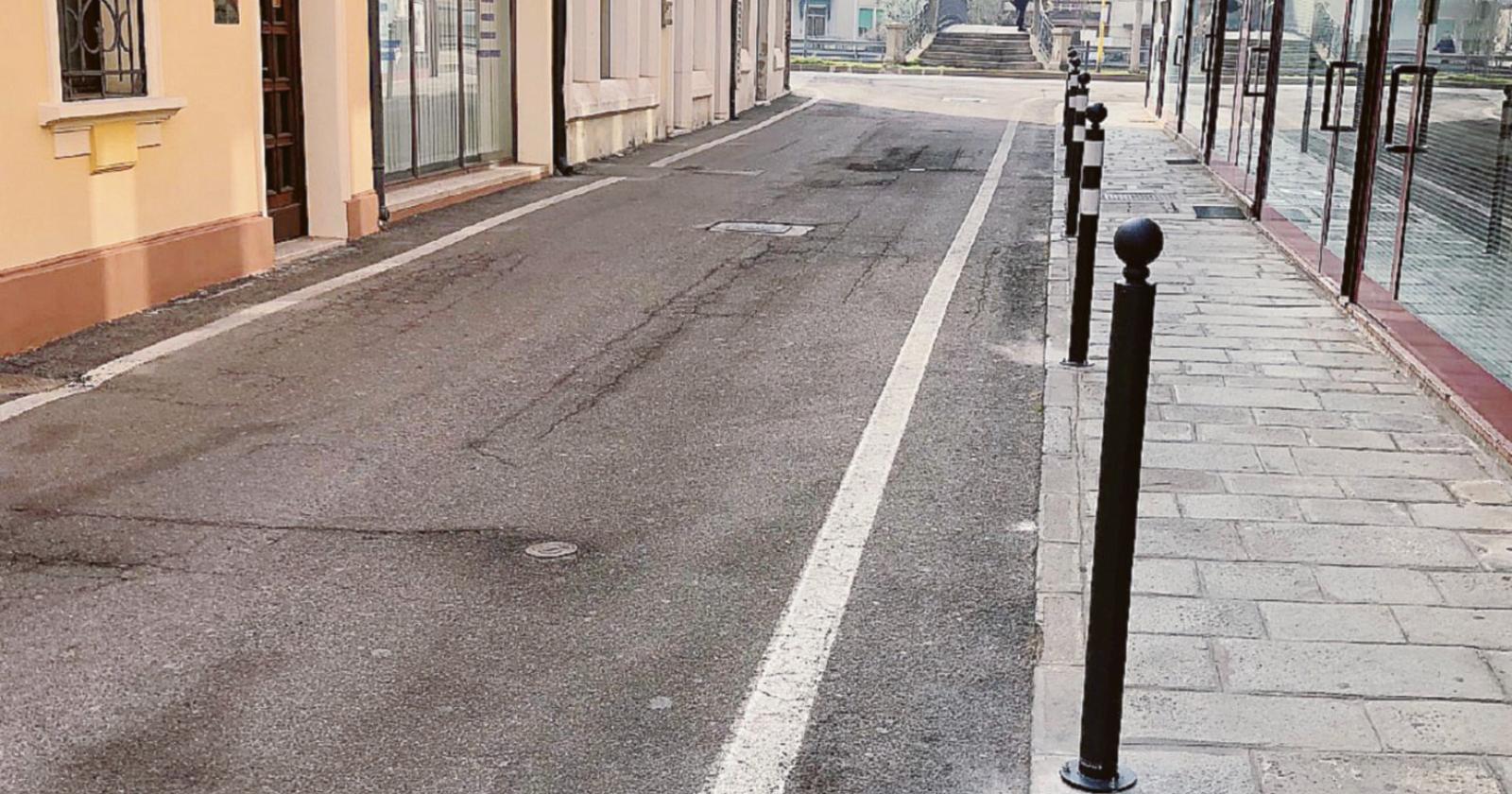 Paletti anti parcheggio selvaggio