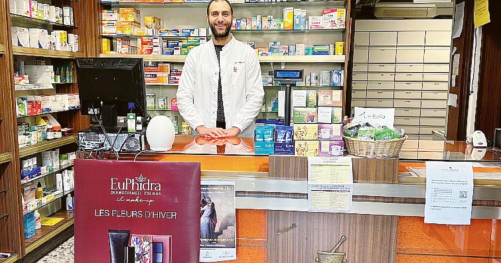 Ci pensa Andrea a tenere aperta la farmacia!