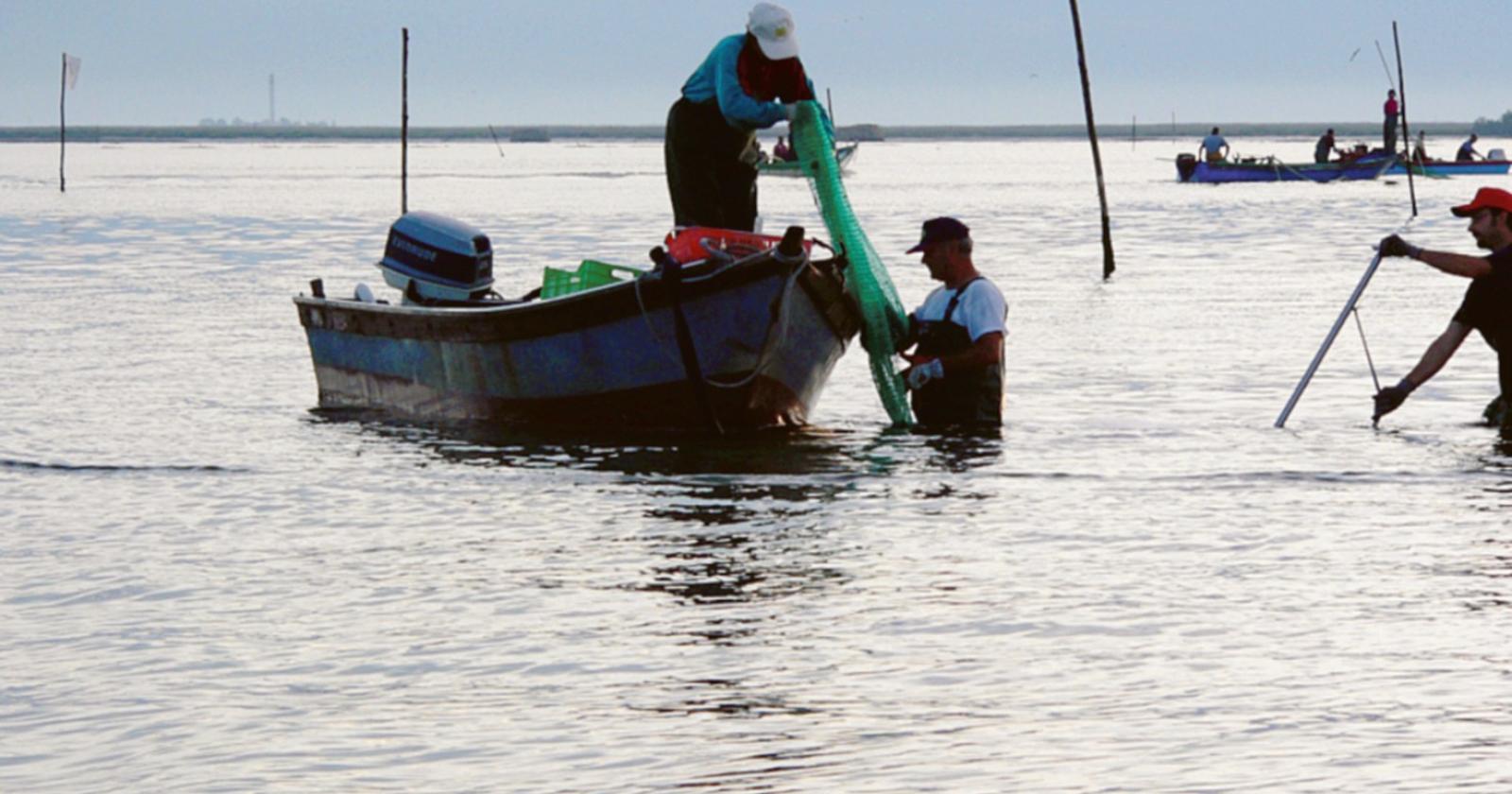 “Pesca, basta divieti!"