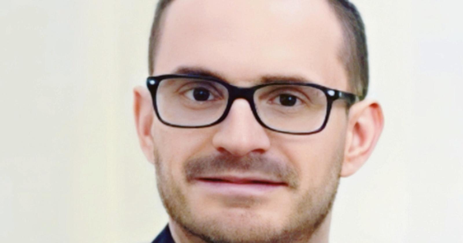 Luca muore a 42 anni, lascia due figli