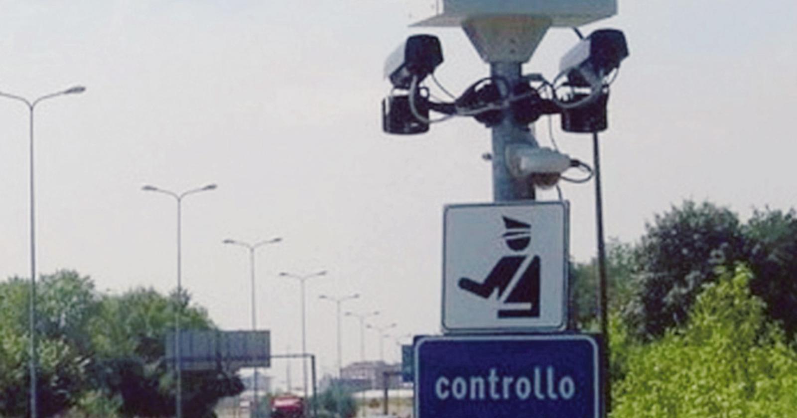 Si accende il nuovo velox
