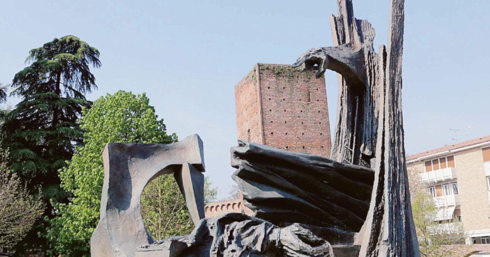 A Maggio parlano anche le statue