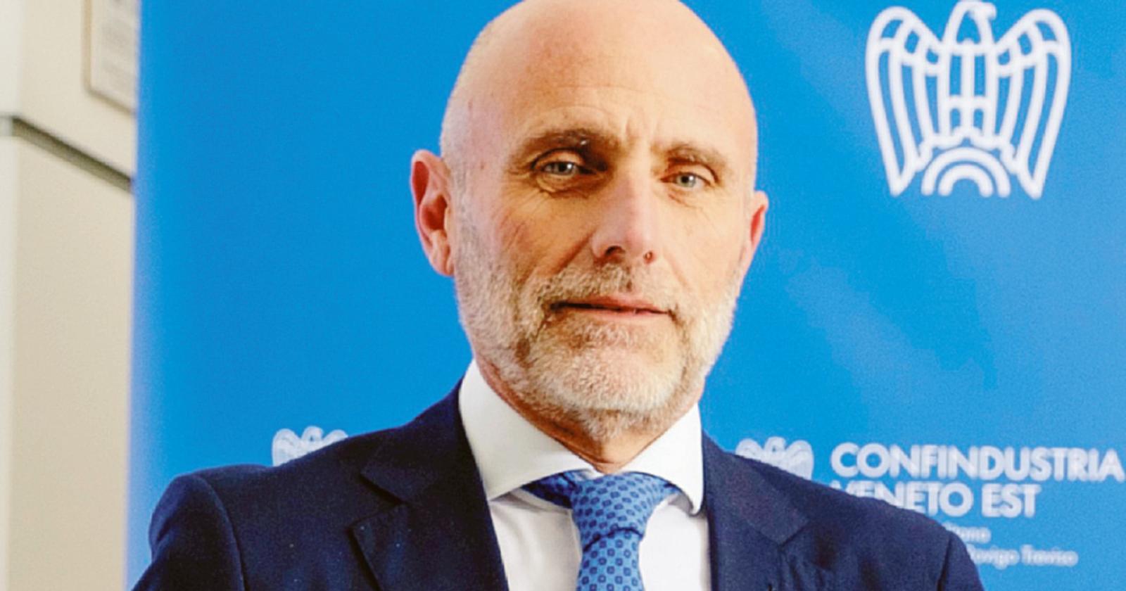 Settore urbanistica, pratiche ferme. "Così si frena lo sviluppo"