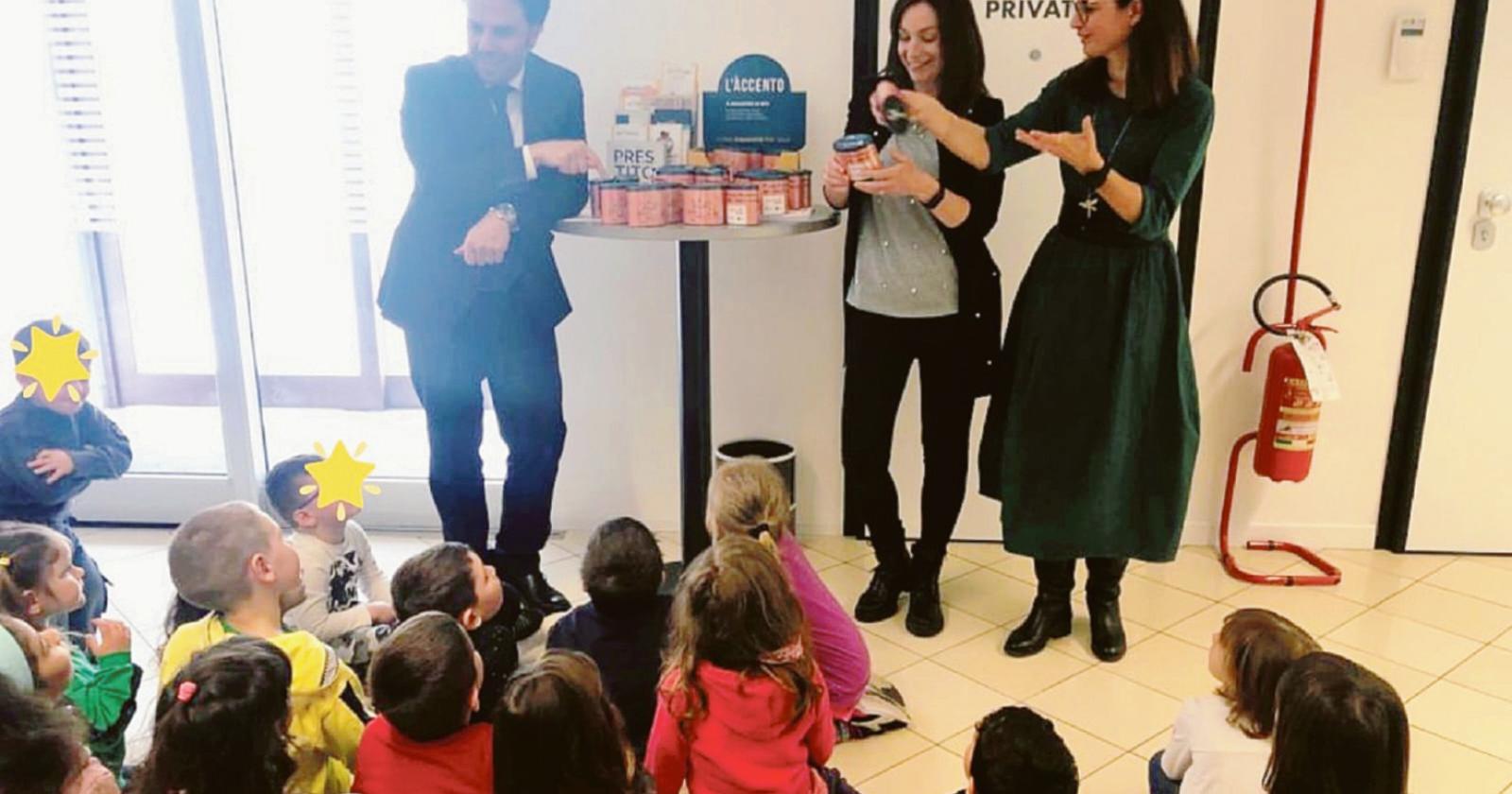 Le “formichine” in visita alla filiale