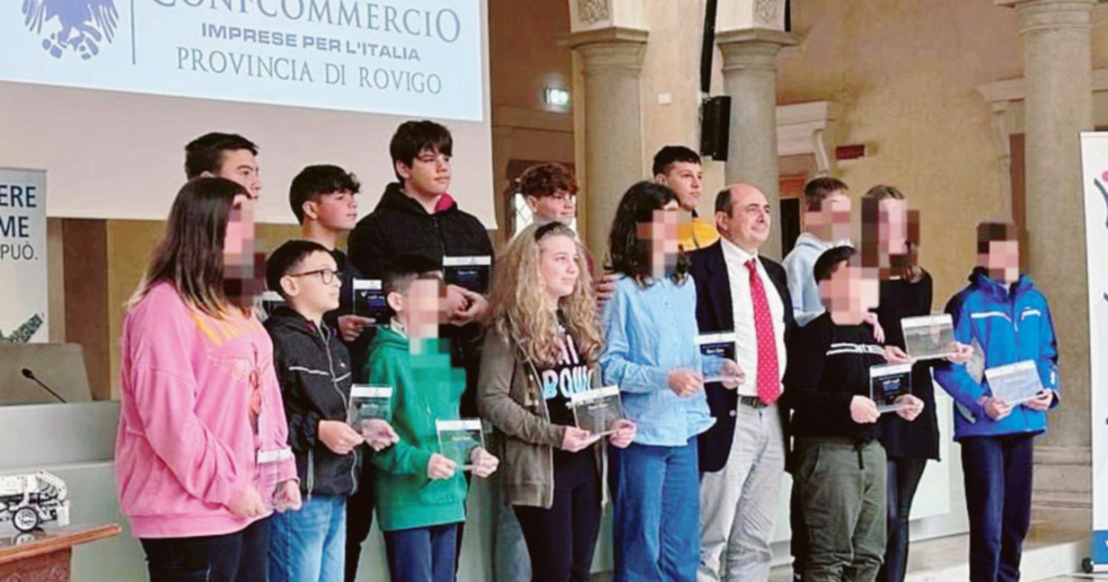Studenti premiati in robotica