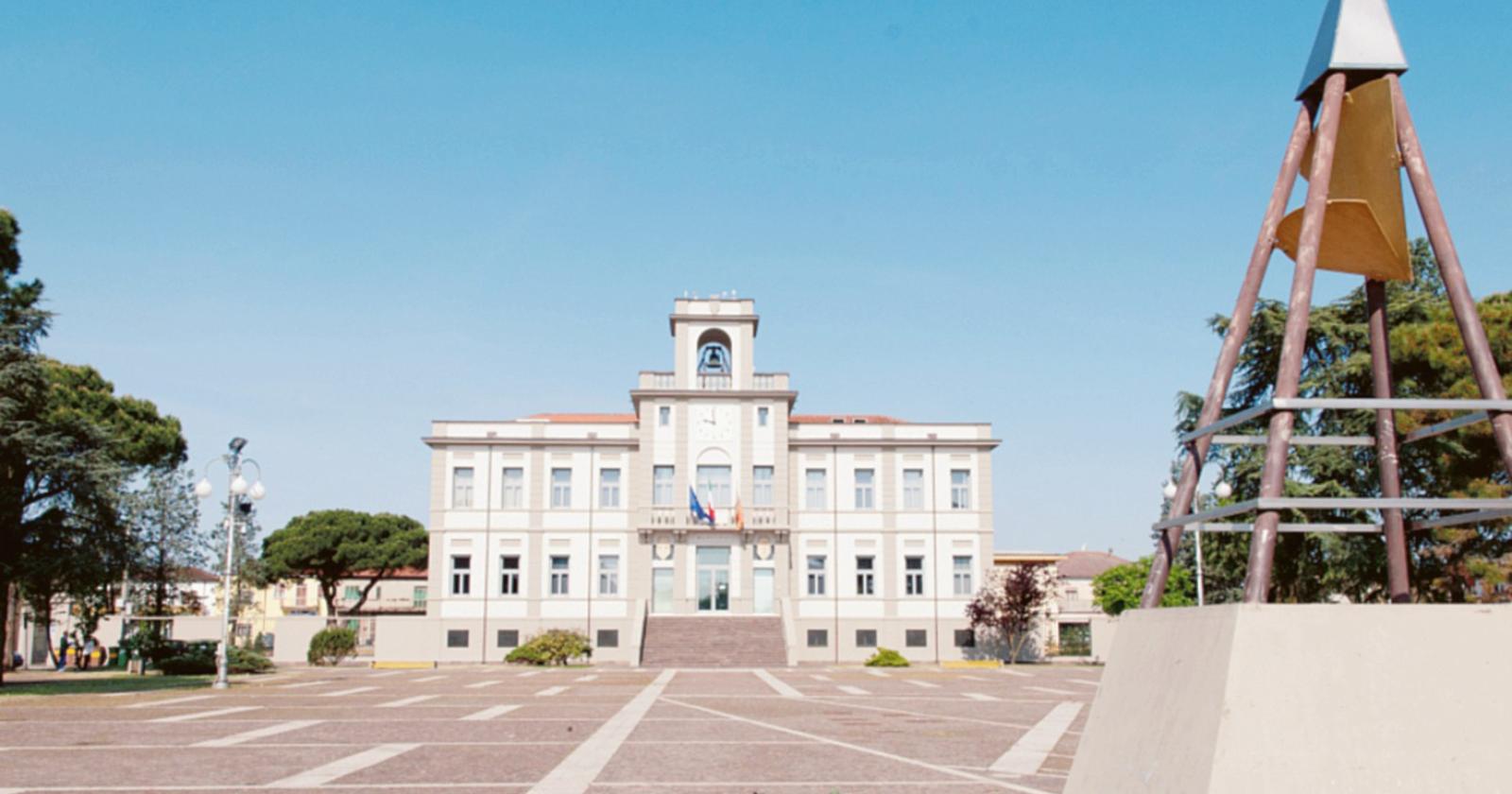 Trasporto scolastico, aperto il bando