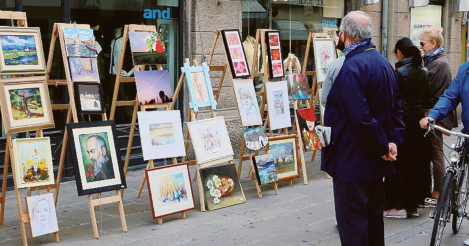 Quadri e artigianato in piazza