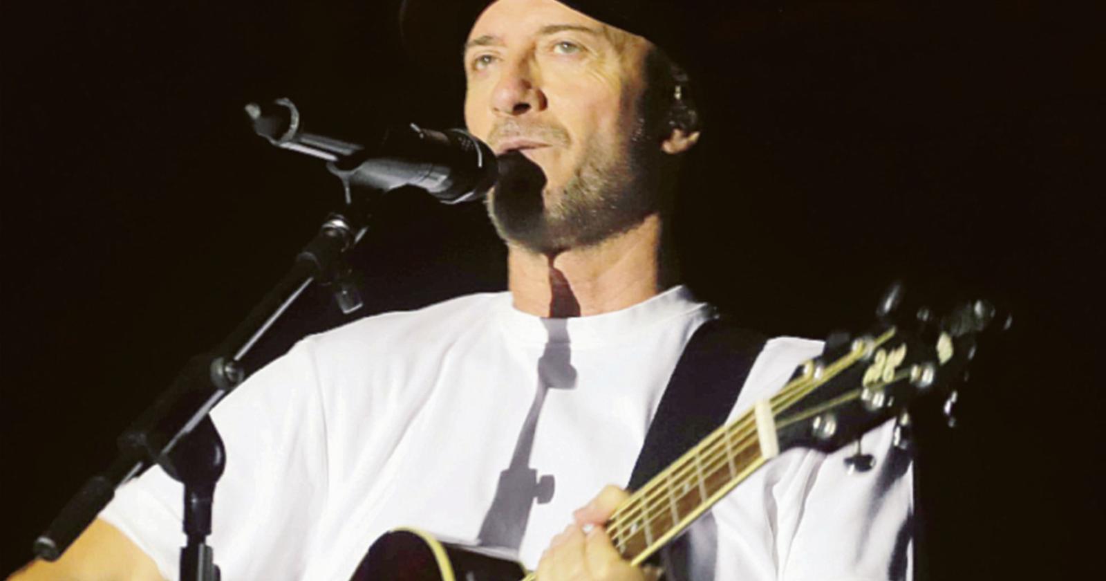 Raf illumina il cielo dell&rsquo;Isola