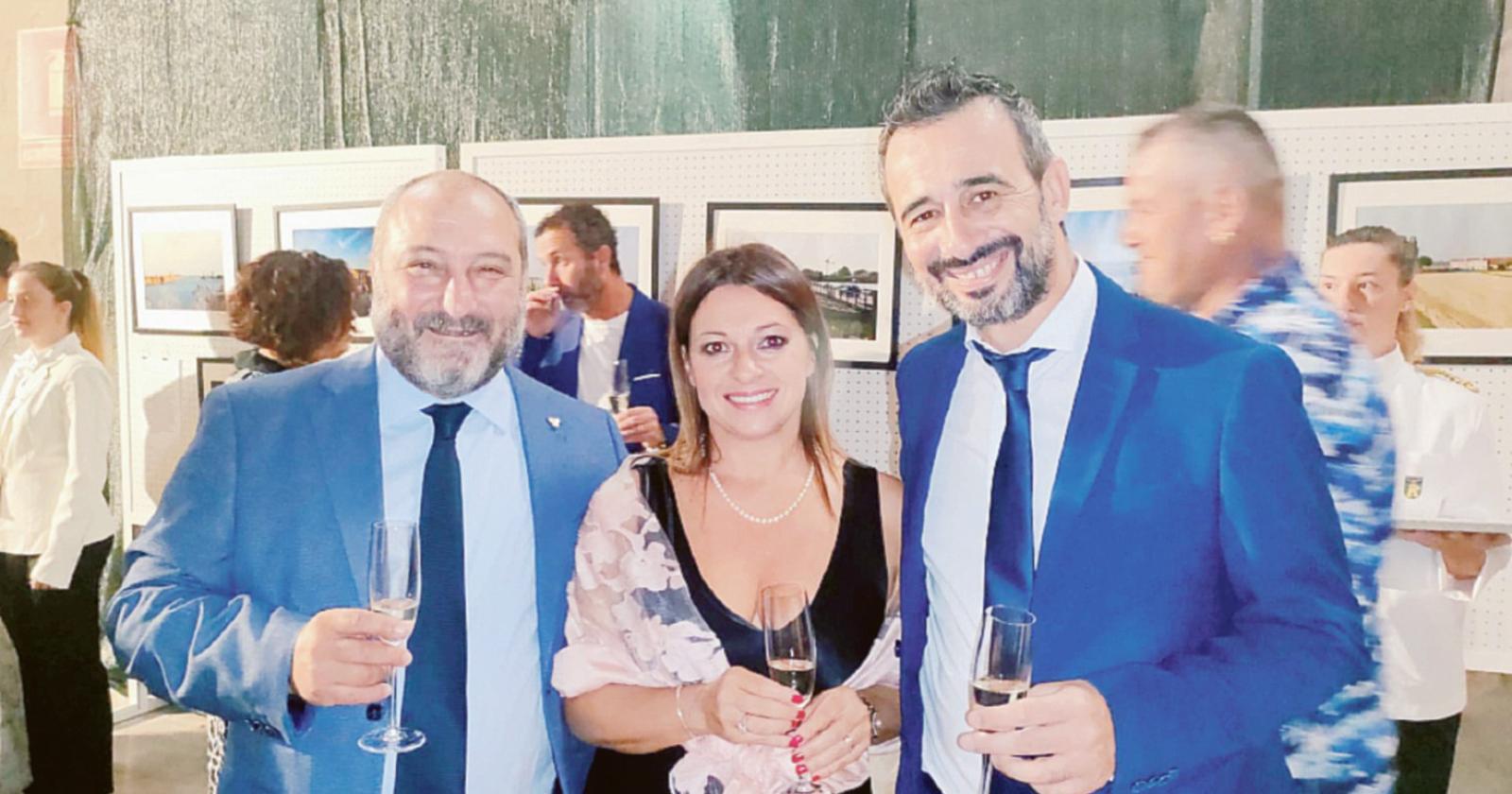 Tutti in “smoking” per il Galà