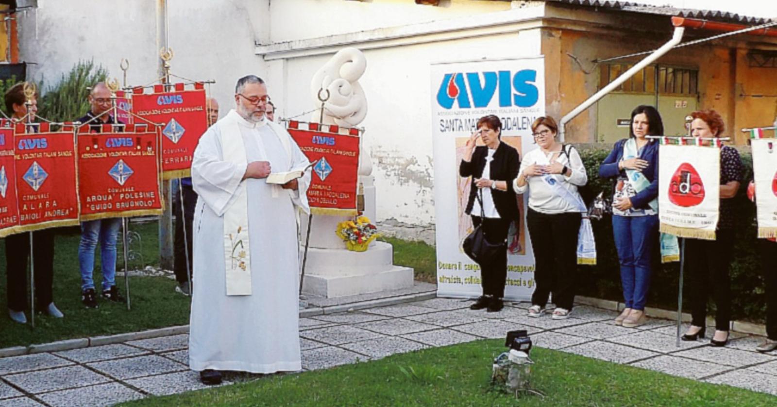 La festa dei donatori in piazza