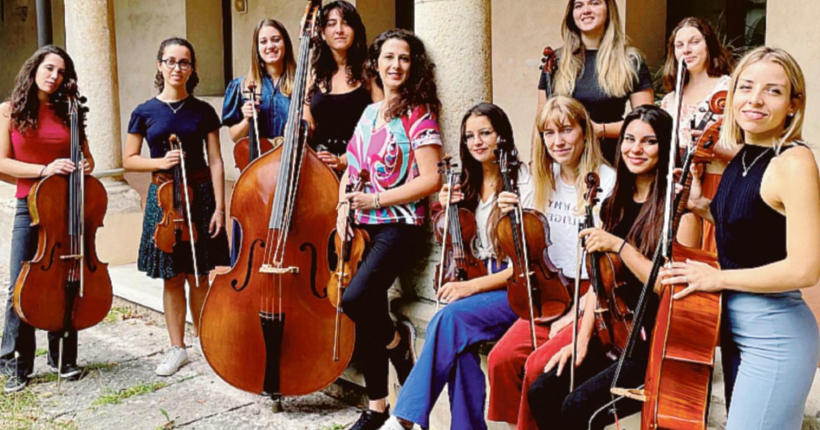 Emy Bernecoli e le sue allieve