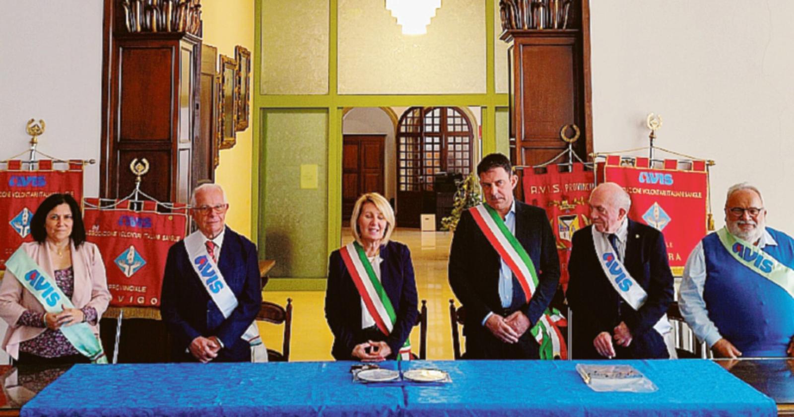 Avsi gemelle, Ferrara-Rovigo