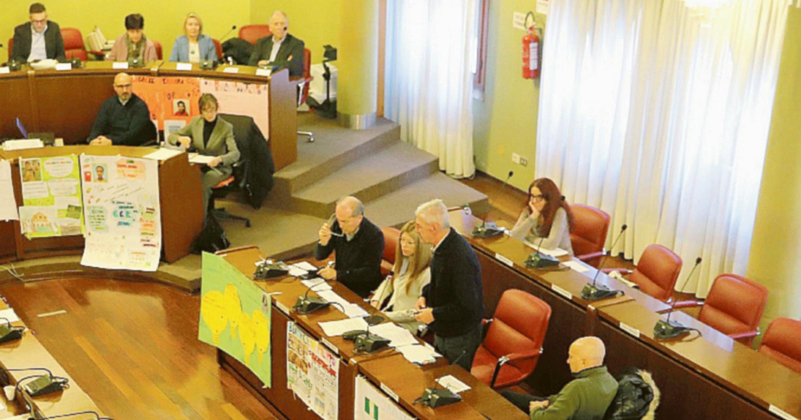 Ok a varianti e urbanistica ma la maggioranza è spaccata