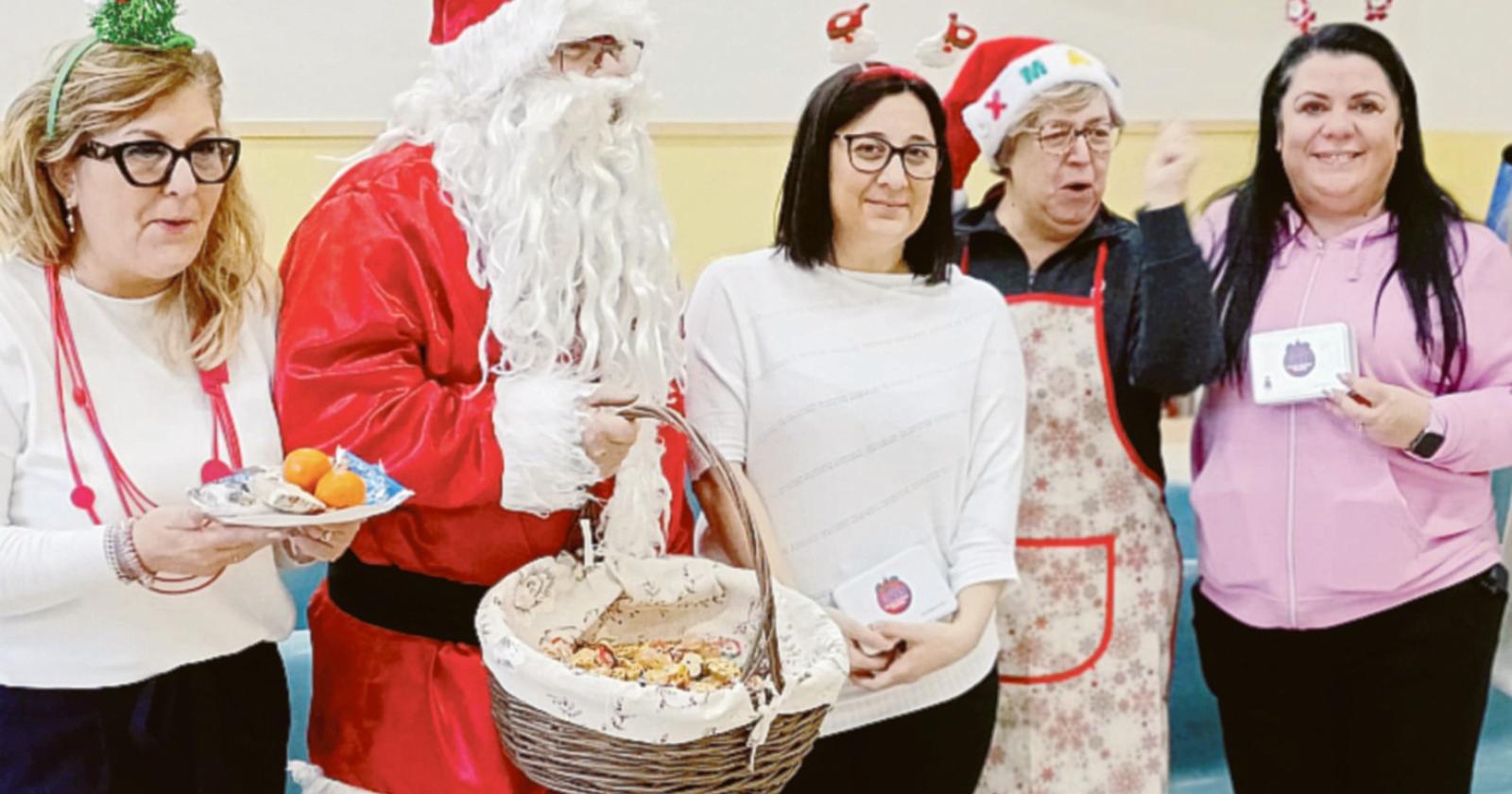 L’Avis a fianco del... Babbo