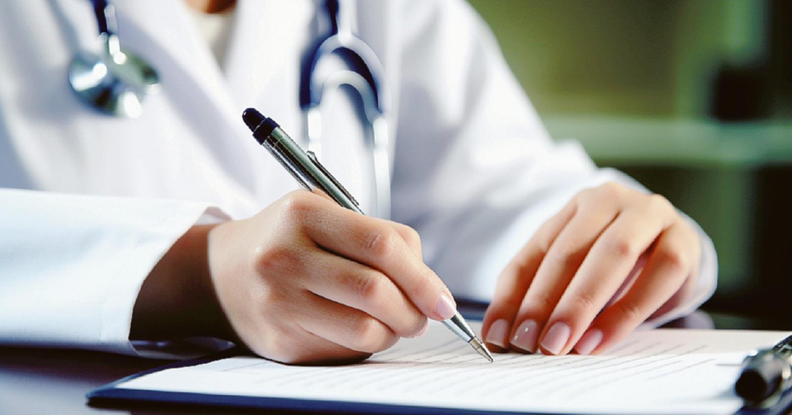 Troppi assistiti per 2 medici su 3