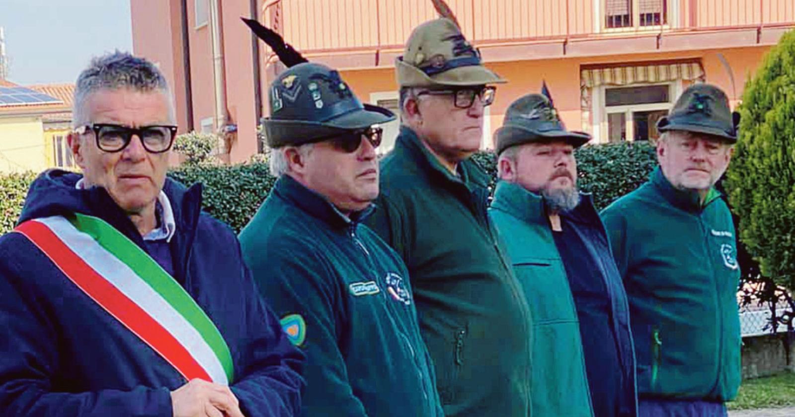 Gli alunni scoprono gli alpini