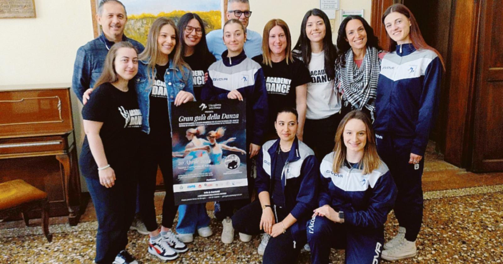 Sabato 20 il derby dei teatri
