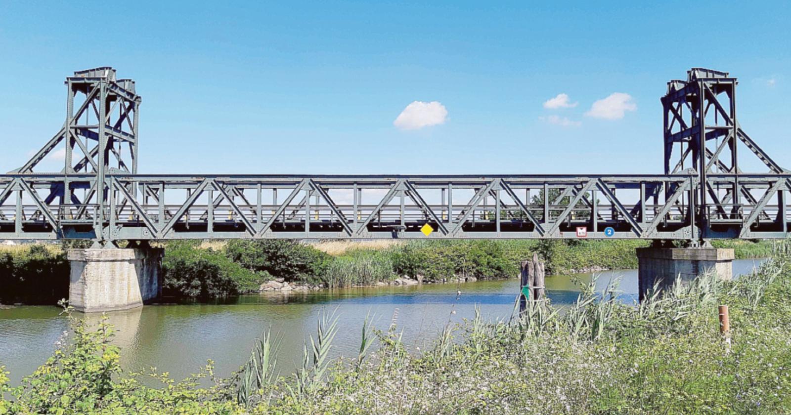 Ponte, lavori al via: la linea ferroviaria chiuderà