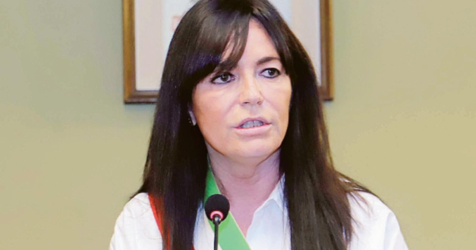 Il sindaco cerca un braccio destro