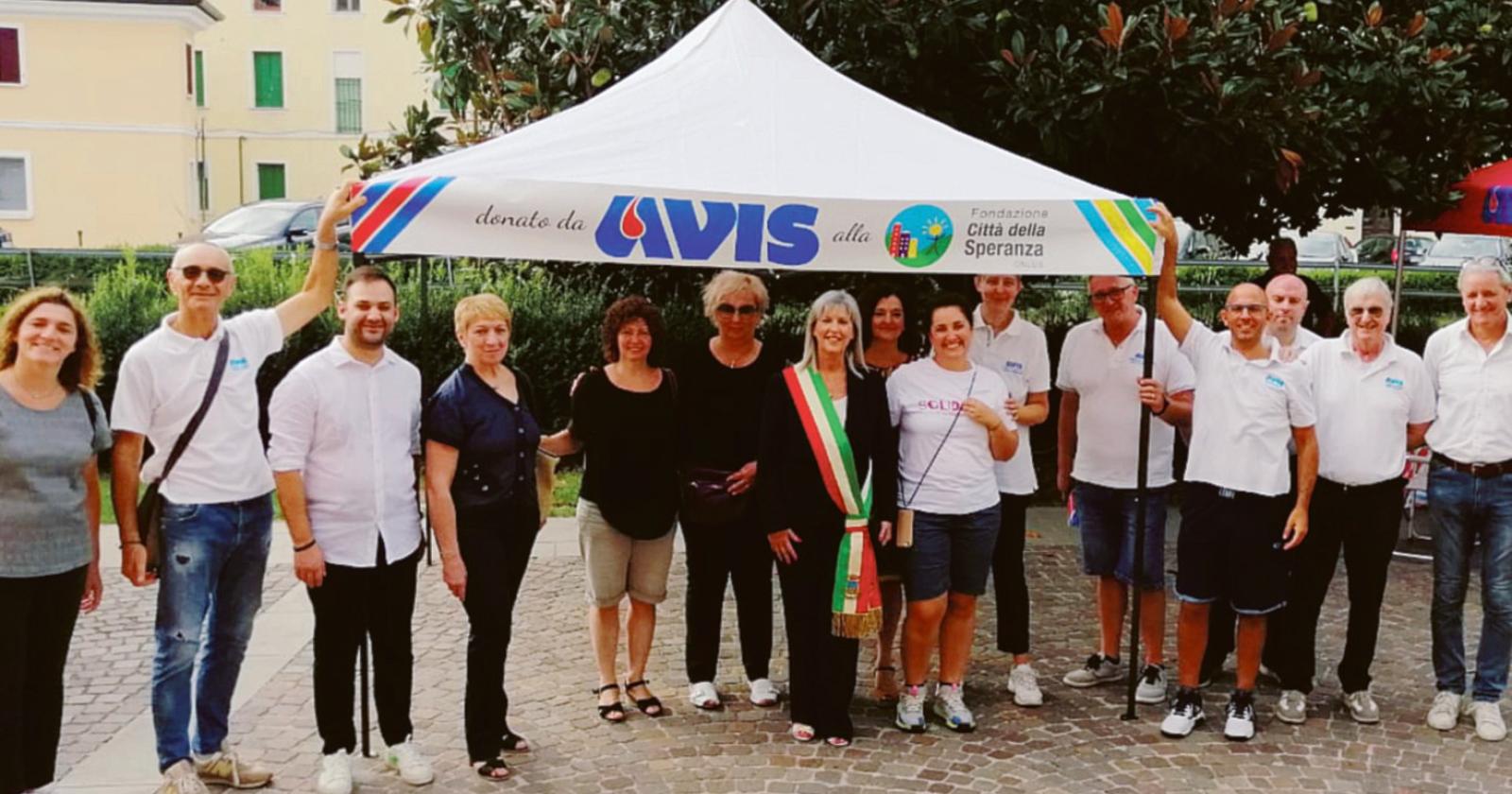 Un gazebo per Città della Speranza