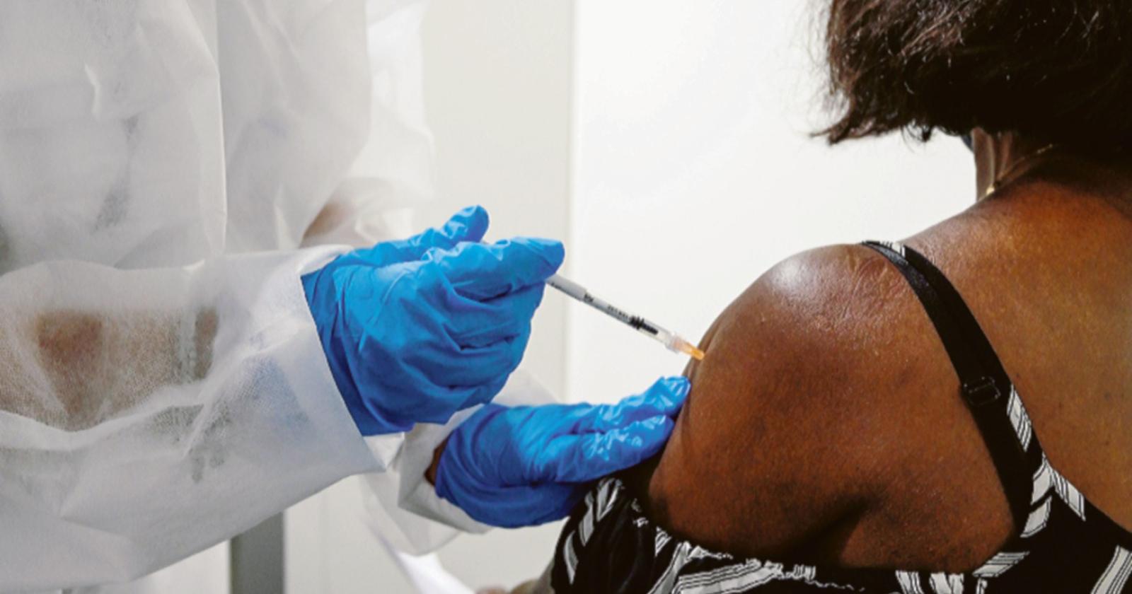 Parte la campagna vaccinale