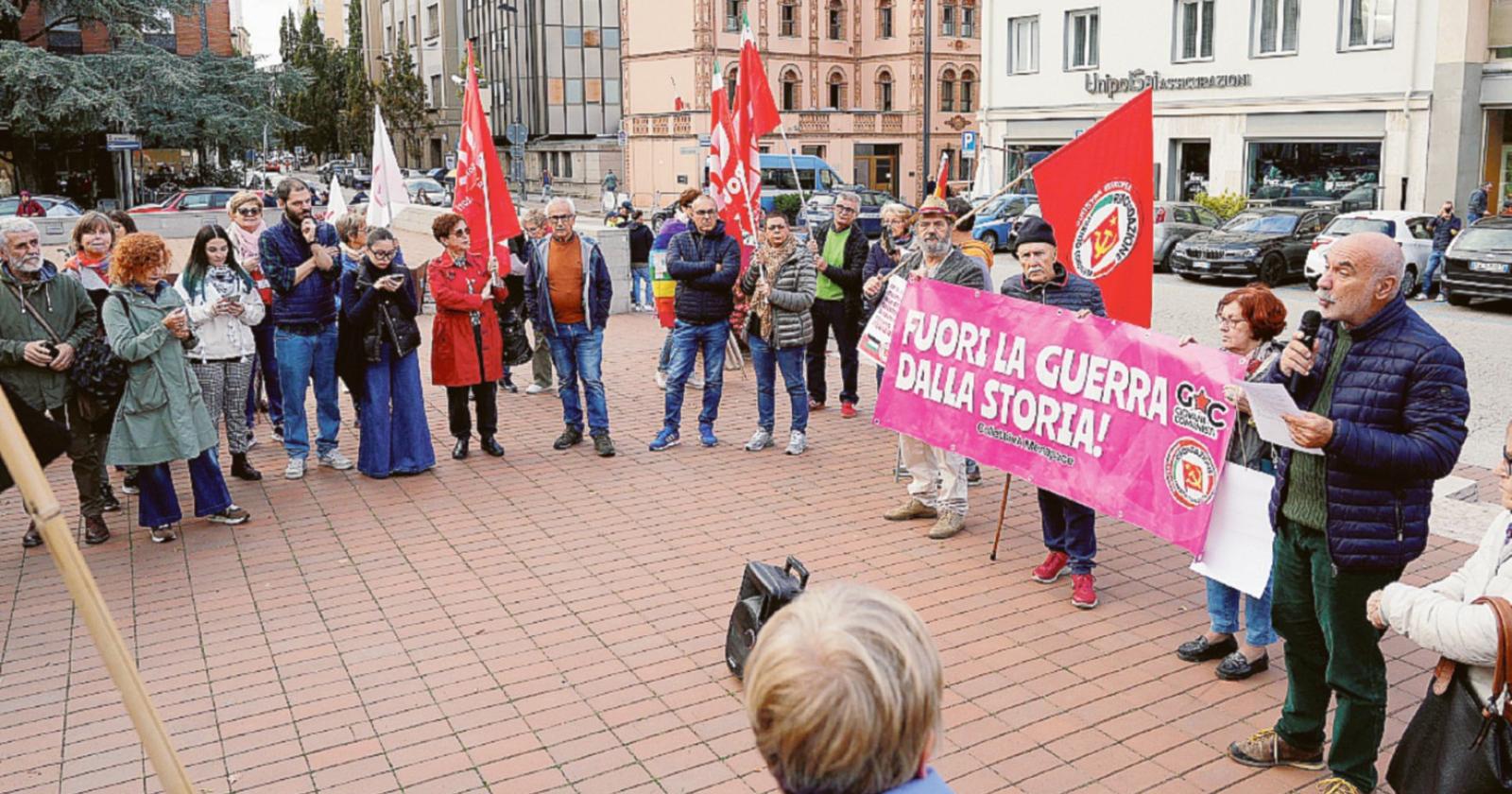 Un corteo per dire no alle guerre