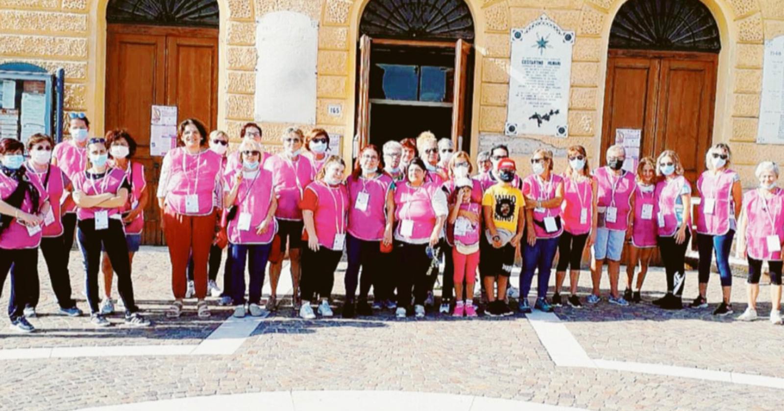 Camminata in rosa per la solidarietà