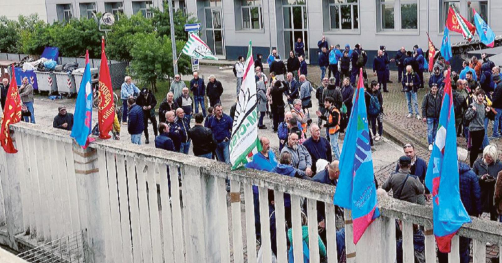 Centinaia di operai polesani a rischio