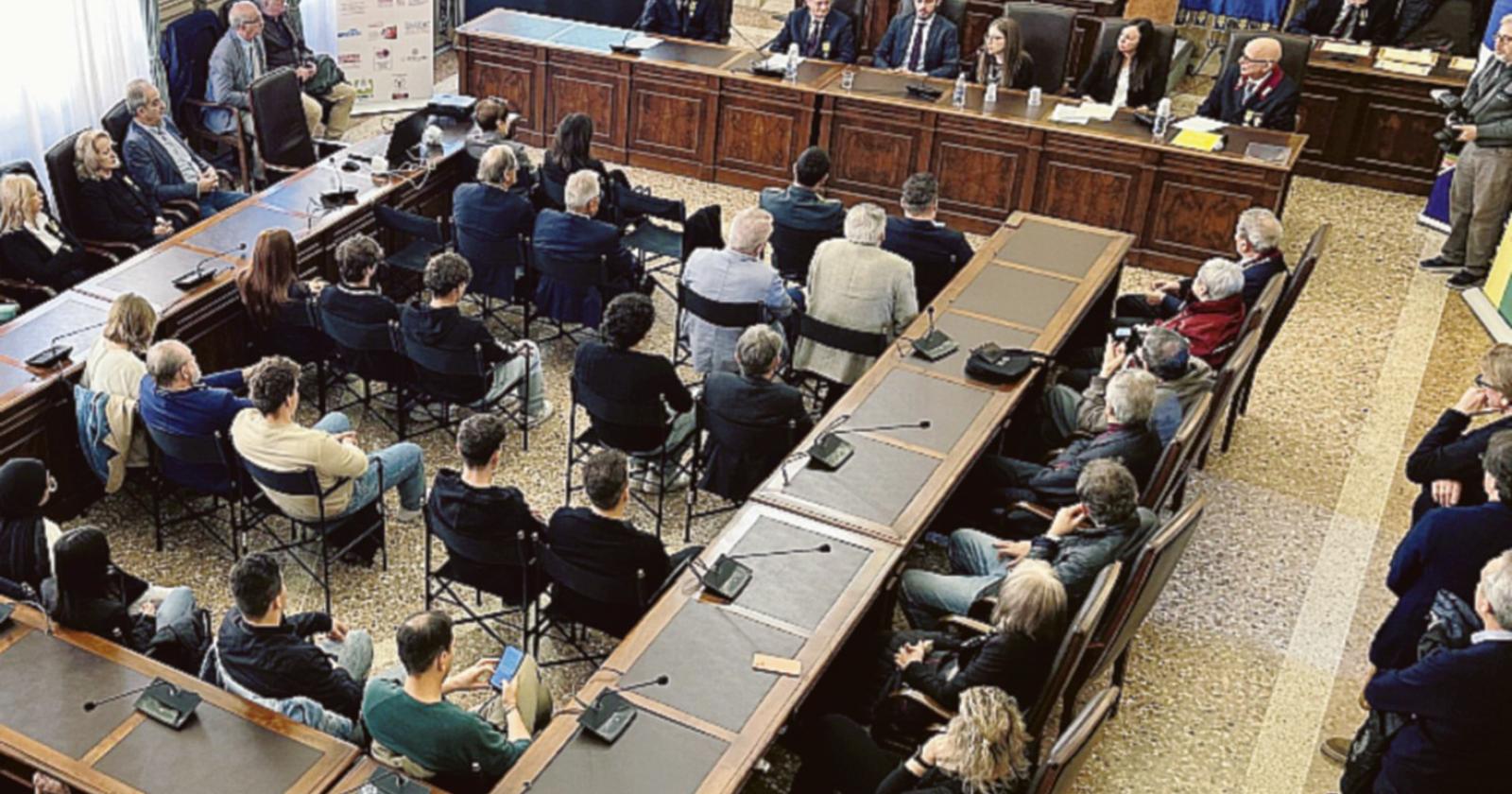 Premi a studenti e Maestri del lavoro