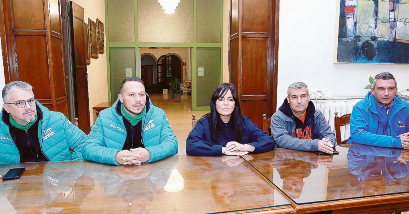 “Con questi tagli si va tutti a casa”