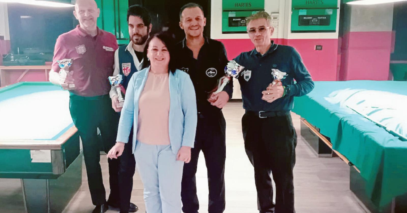 Cavallari &egrave; il re del tavolo verde