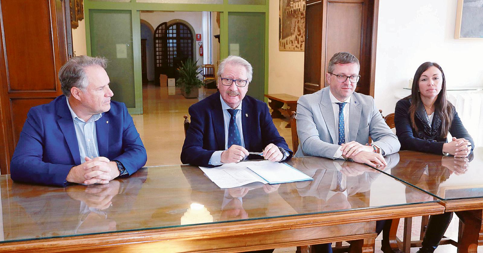 Passerella per 65 stelle dello sport