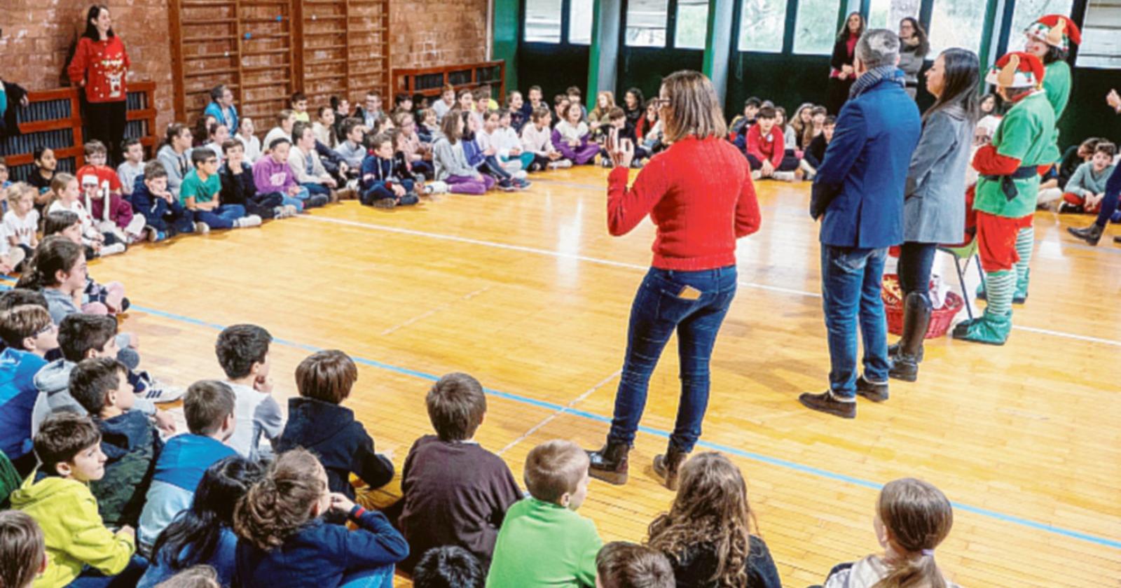 Elfi e assessore a scuola 