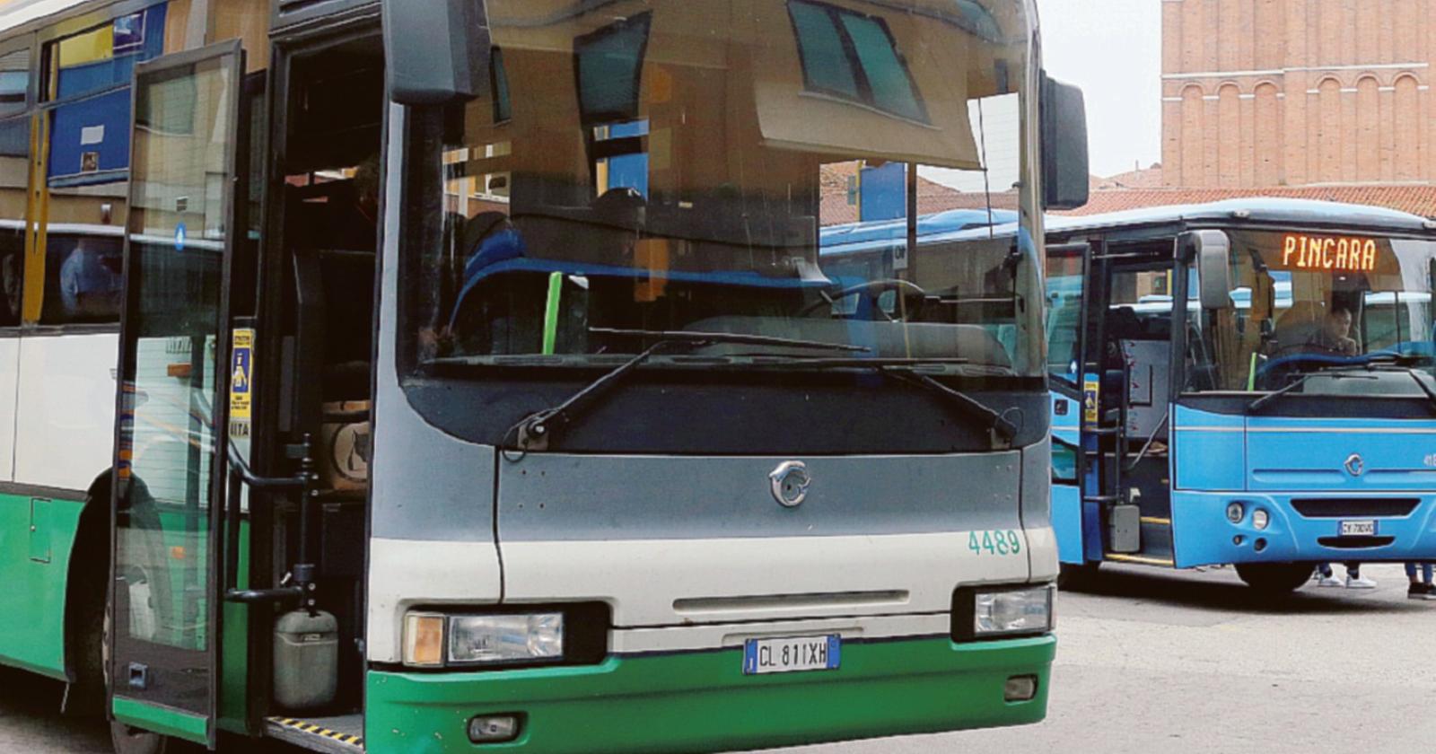 Bus lascia a piedi... “autisti malati”
