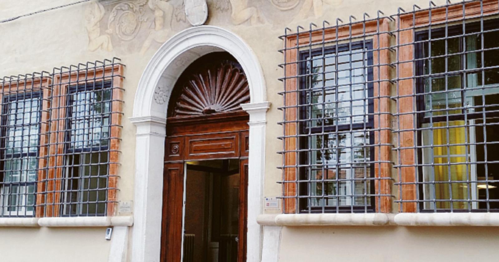 Trasferito l’ufficio istruzione