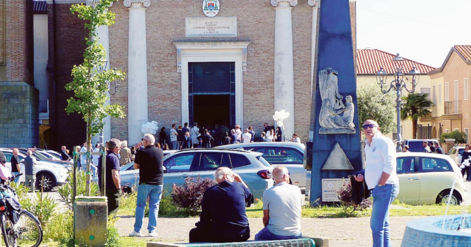 Il paese si ferma per Maddalena