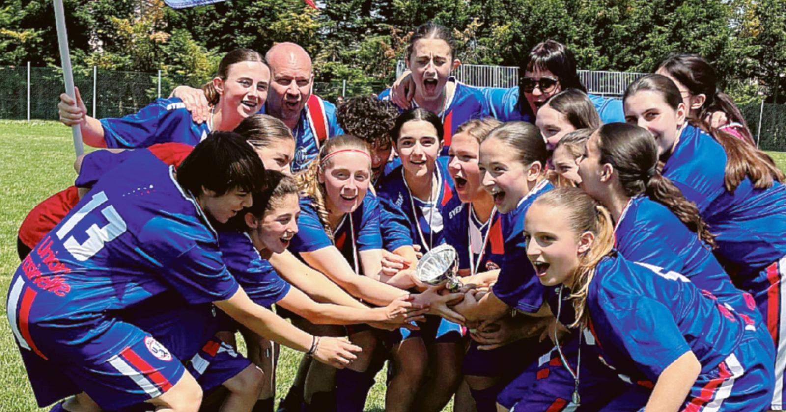 Il Frassinelle alza il trofeo a Pontelagoscuro 
