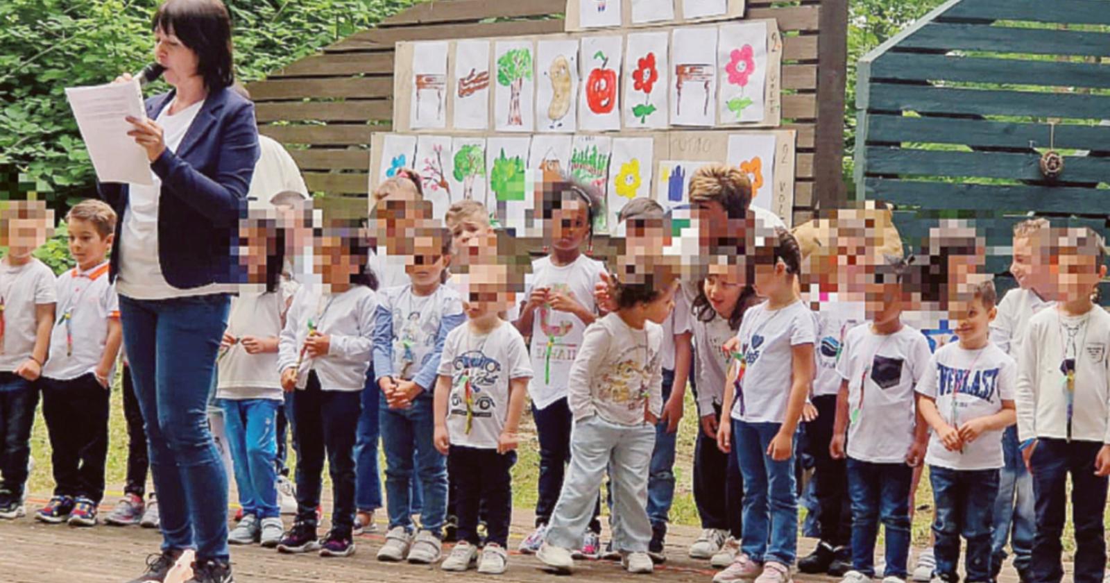 Bimbi alla scoperta del bosco