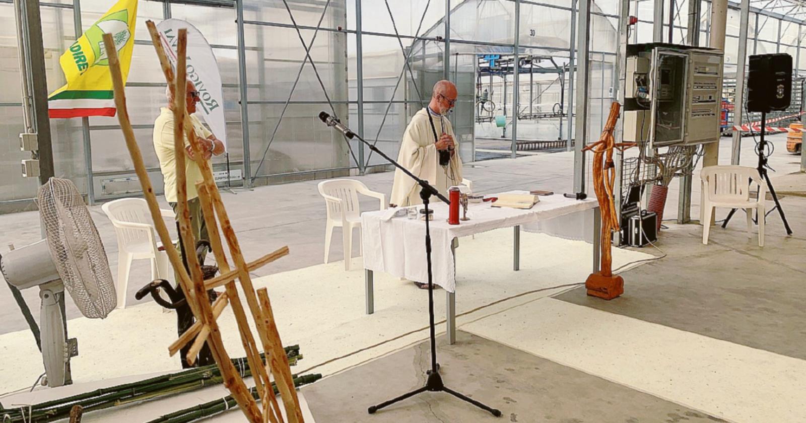 Croci di rami per favorire i raccolti