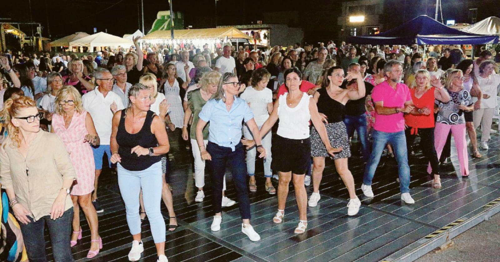 In centinaia alla sagra di San Luigi