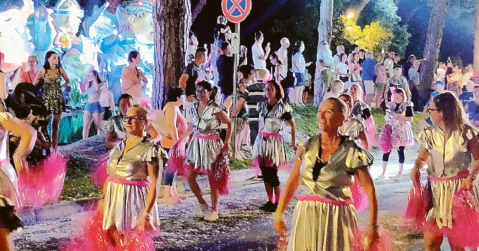 “Il Carnevale d’ estate e d’Italia”