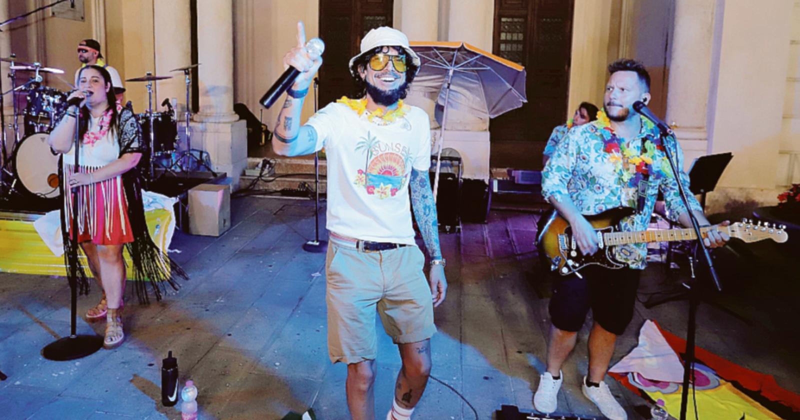Il venerdì sera va a tutta musica
