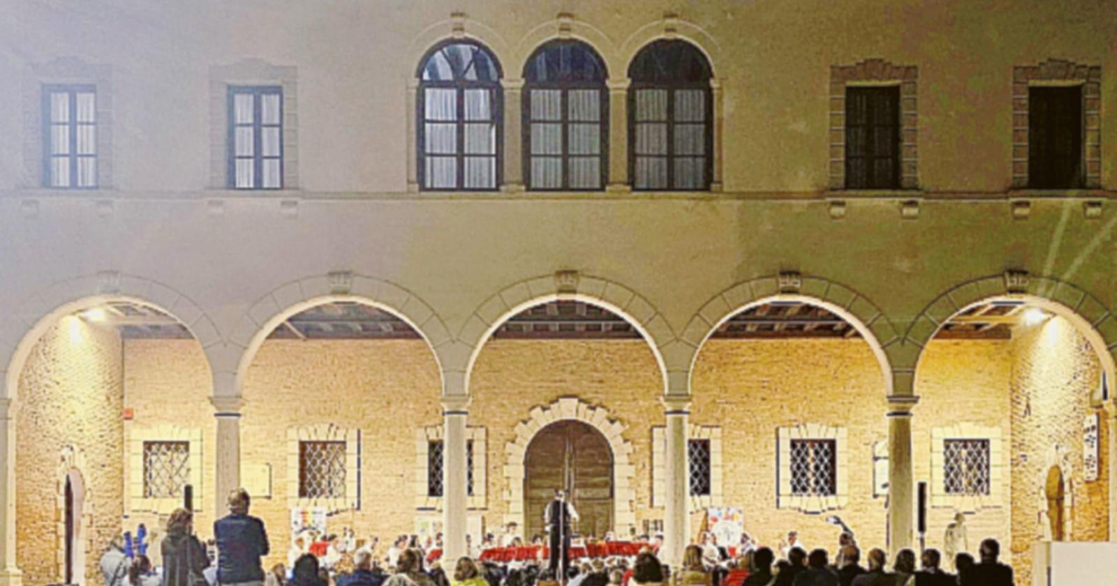 La musica invade la piazza
