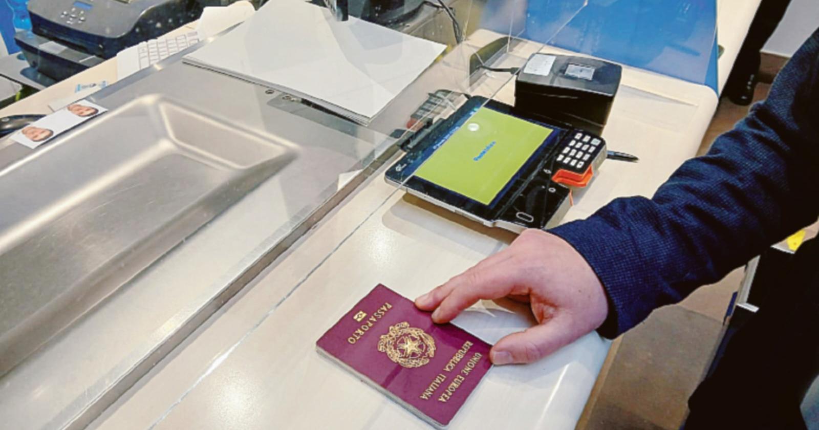 800 passaporti grazie a Poste Italiane