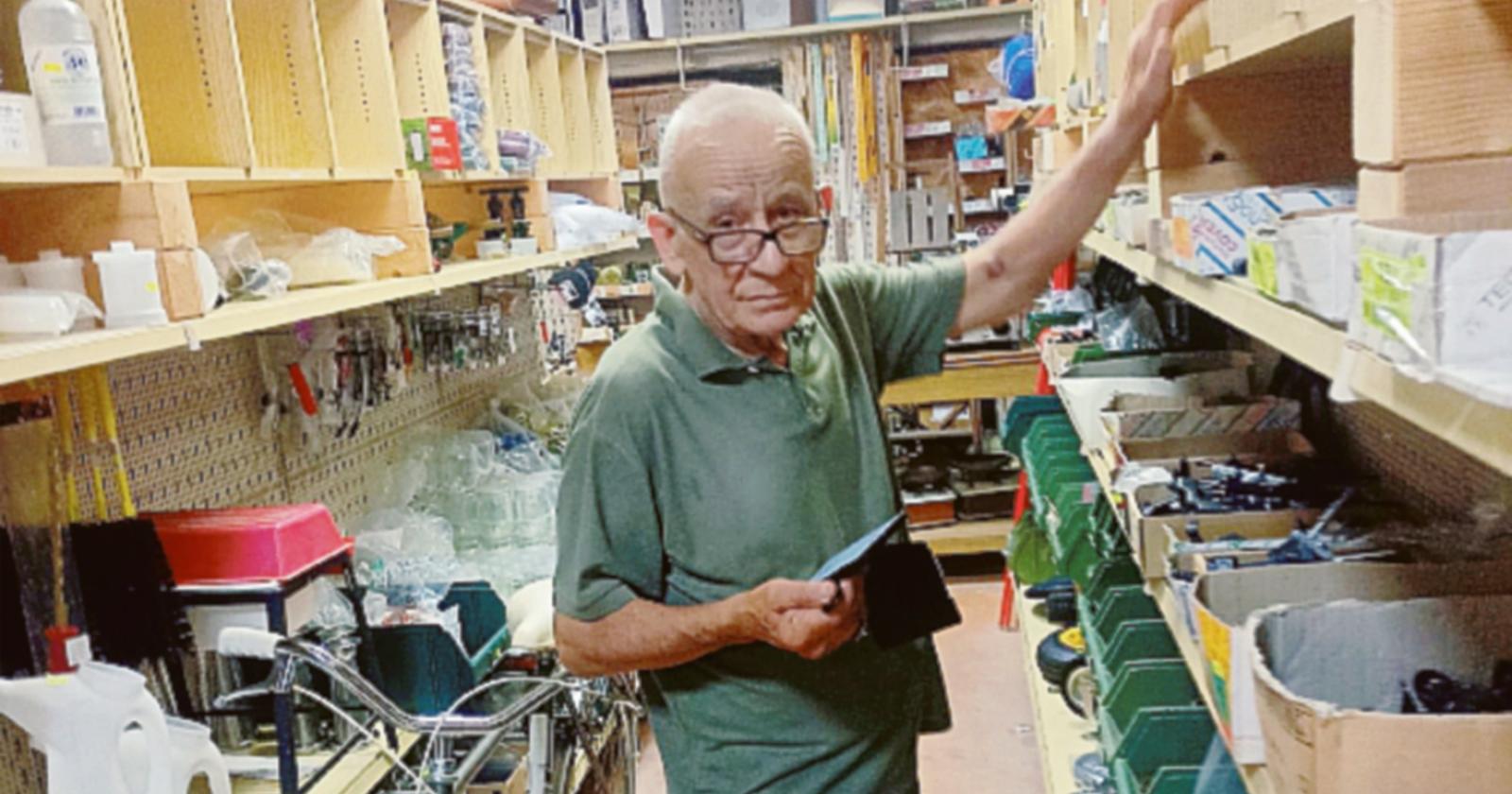 Dopo 42 anni chiude la storica serranda
