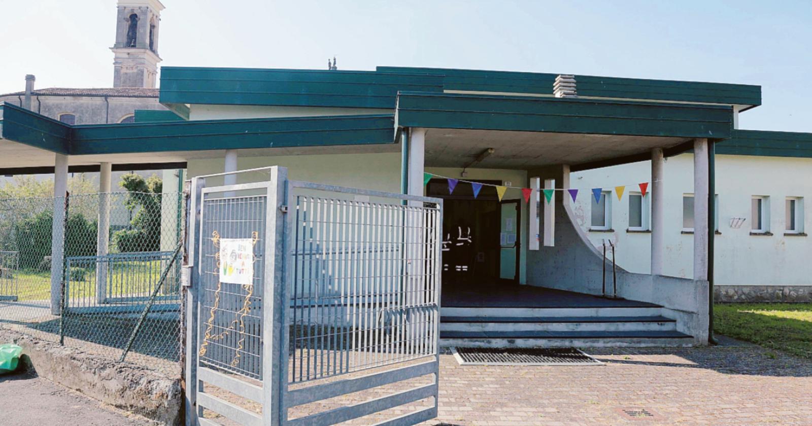 Gli anziani traslocano in sala civica